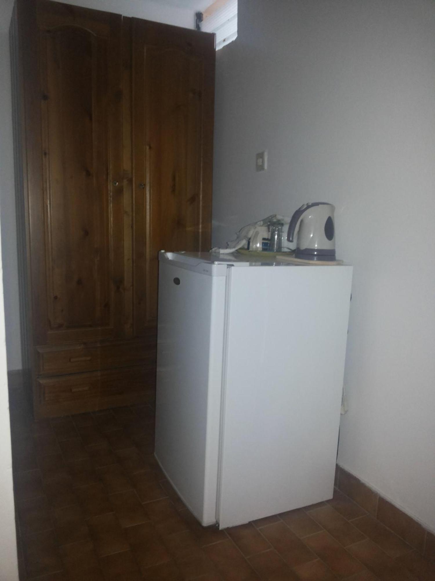 Stelios Rooms Palaiochora Bilik gambar