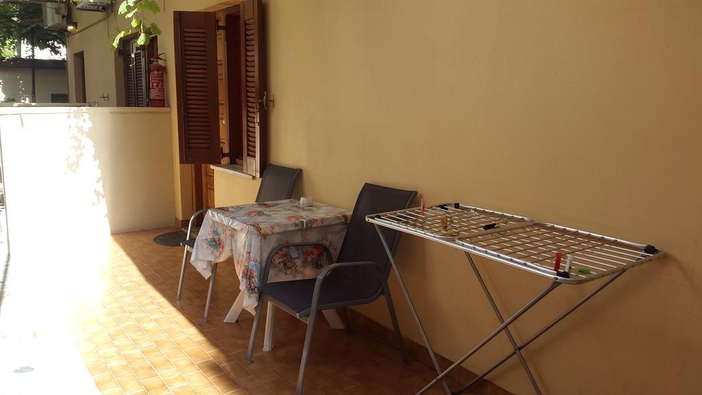 Stelios Rooms Palaiochora Luaran gambar