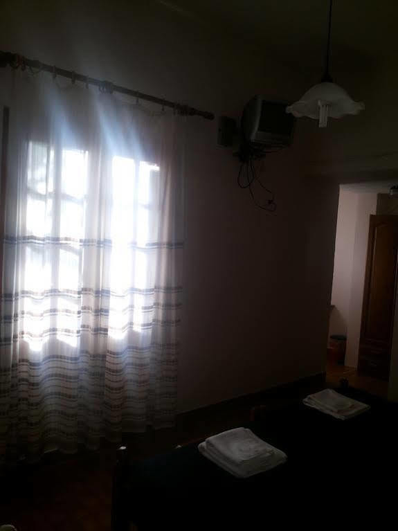 Stelios Rooms Palaiochora Luaran gambar